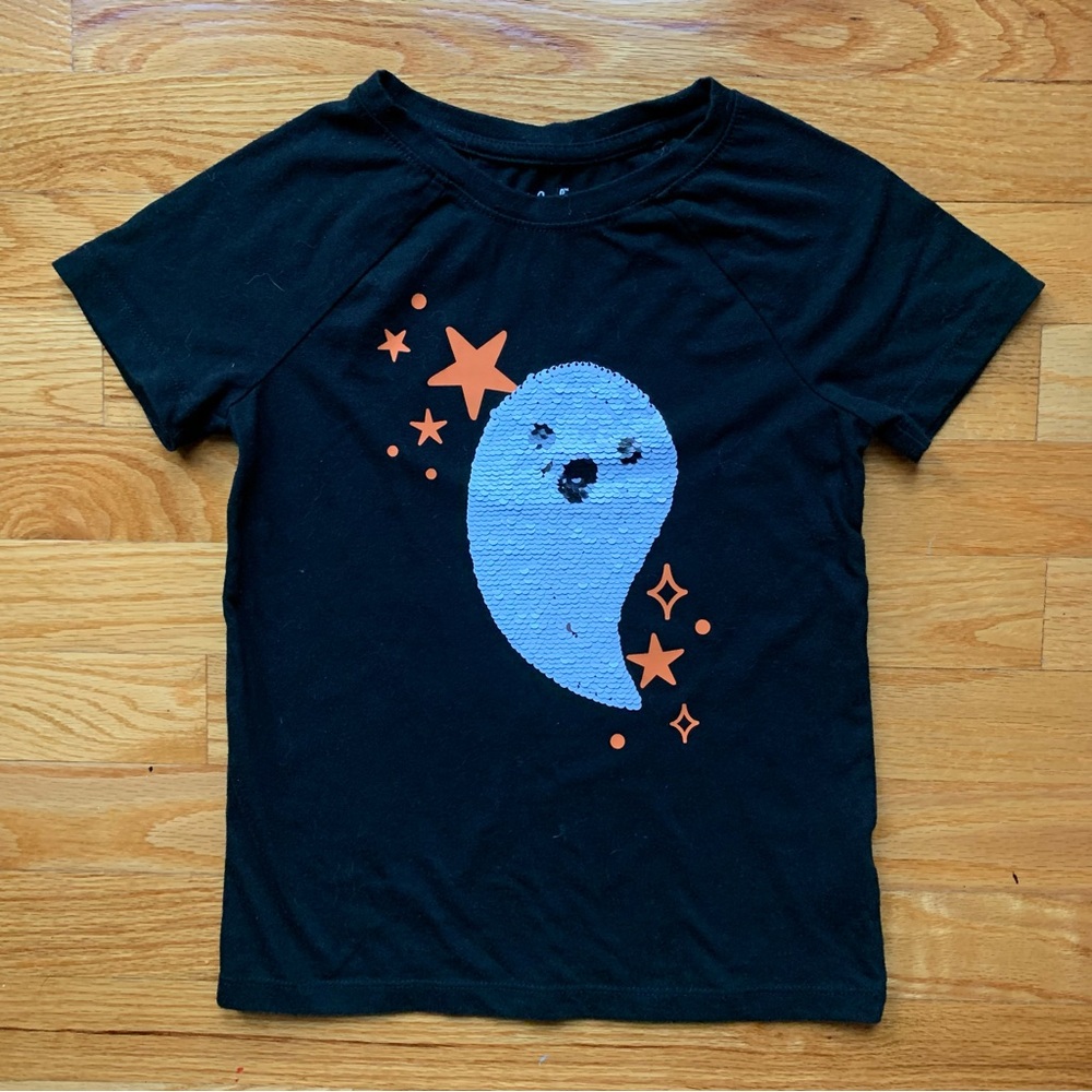 Cat & Jack Ghost flip-sequin T-Shirt - size small (6/6X)